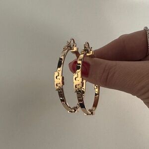 Elegant Tory Burch Rose Gold Hoop Earrings